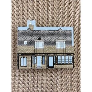 The Cat's Meow Aubrey Newman and Daughters at Christmas Court  1996